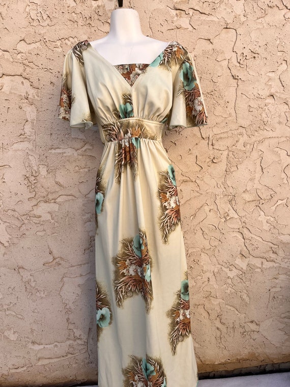 Vintage Flutter Sleeve Floral Print Maxi Dress - image 5