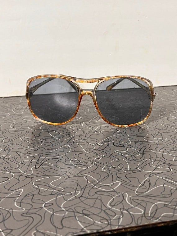 Vintage 1970s 80s Aviator Sunglasses Italy Tortoiseshell  display picture 2