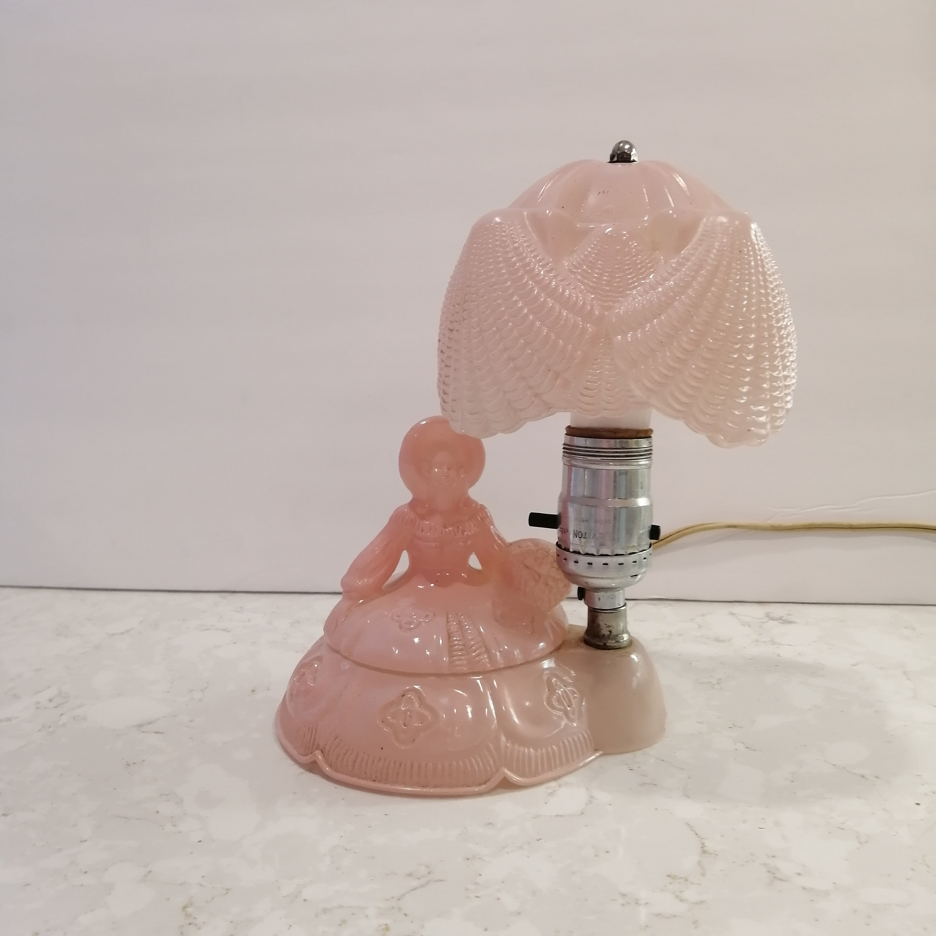 Pink glass antique lamp deals