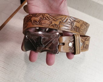 Vintage Tooled Embossed Leather Belt With Horse Head Buckle  display picture 3