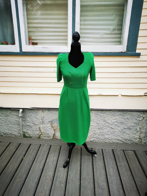Vintage 1960s Green Wiggle Sweater Dress, Puff Sle