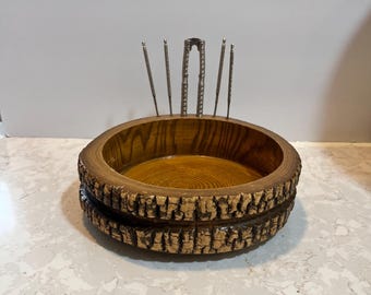 Vintage Wooden Nut Bowl / Wooden Bark Nut Bowl Cottage Chic Vintage Wooden Nut Bowl / Mid Century