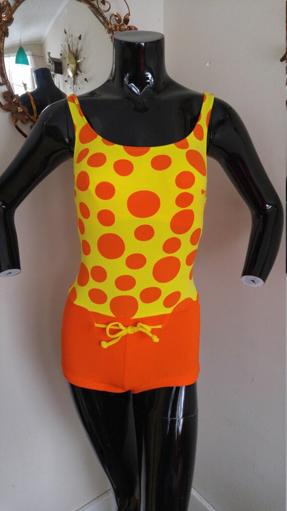 Vintage 1960's ladies 1 piece swimsuit with polka