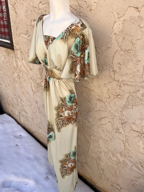 Vintage Flutter Sleeve Floral Print Maxi Dress - image 3