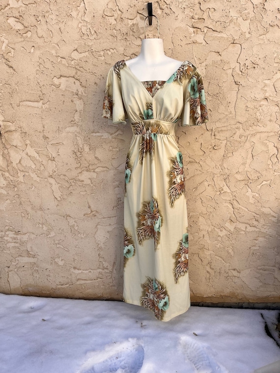 Vintage Flutter Sleeve Floral Print Maxi Dress - image 1