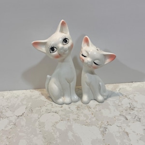 Fuzzy Kitschy Kitties Vintage Kitsch Cats Japan