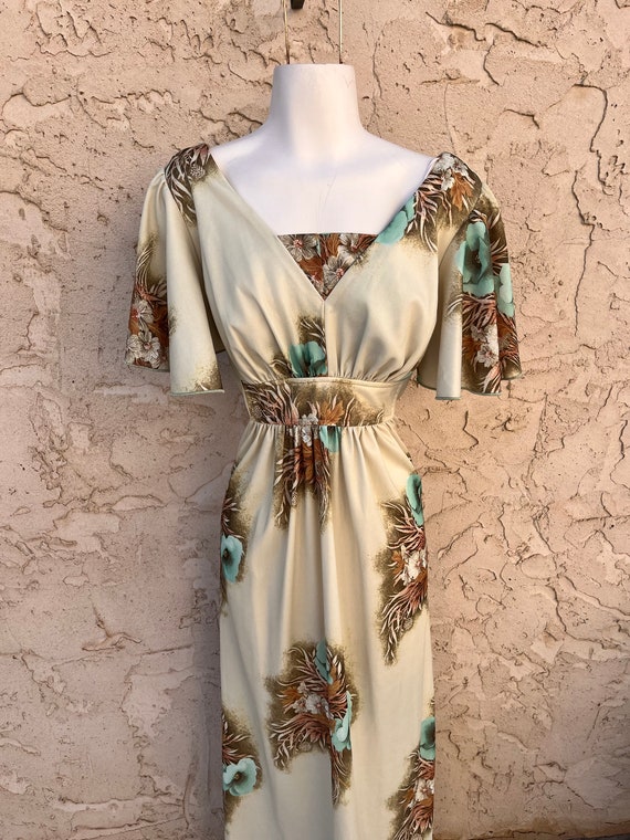 Vintage Flutter Sleeve Floral Print Maxi Dress - image 2