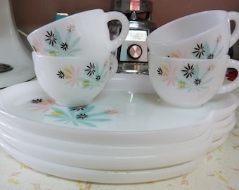 Vintage Federal Glass Atomic Flowers 1950's Snack Set So Retro Chic
