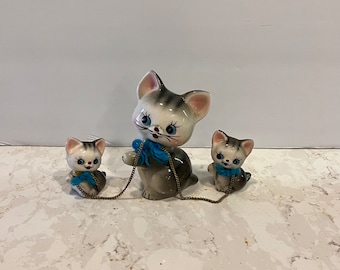 Vintage Furry Cat Family Chained Cats Mid Century Kitsch Anthropomorphic
