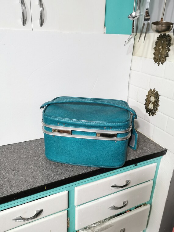 Vintage Mod Teal Train Case 1960's