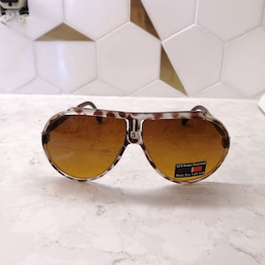 Occhiali da sole da aviatore vintage anni &#39;70-&#39;80 con montatura in lucite tartarugata