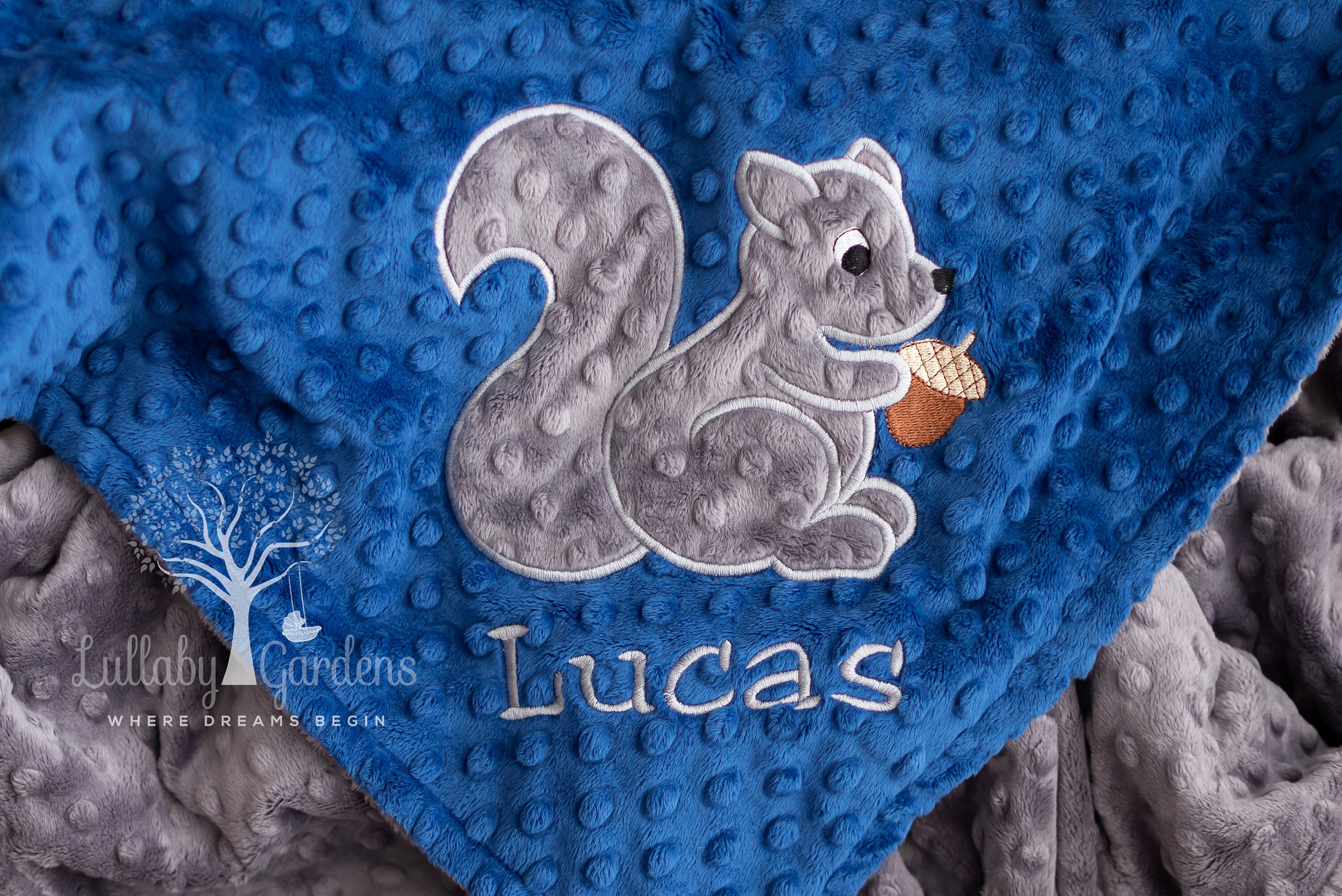 Squirrel Embroidered Baby Blanket main image 1