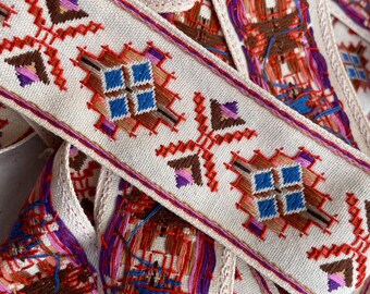 Vintage Woven Trim With Geometric Design