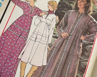 McCalls 5766 Size 12 Pullover Dress