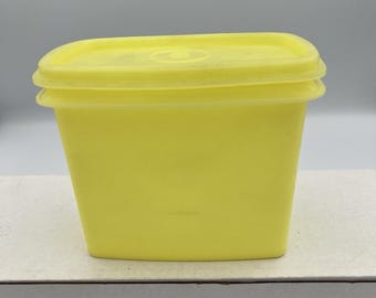 Vintage Tupperware 1243-10 Yellow Rectangular Shelf Saver Container