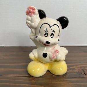 Vintage 50er Jahre Walt Disney Keramik Micky Maus Figur mit Blume 6,5 "USA Bild 1