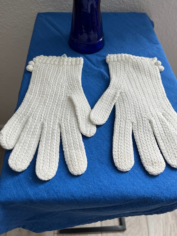 Vintage french hand crochet wrist gloves - image 4