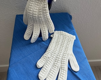 Vintage french hand crochet wrist gloves