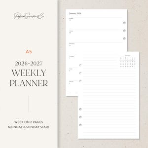 Peut inclure: Agenda hebdomadaire A5 pour 2026-2027 avec un début le lundi et le dimanche. L'agenda présente une mise en page d'une semaine sur deux pages avec des pages lignées et un calendrier mensuel. La couverture est beige clair avec le texte "Paper Seasons Co."