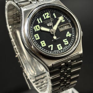 Vintage Seiko 5 heren automatisch roestvrij staal gemaakt polshorloge, Japanse cal, 7009A, cadeau voor hem, Breguet-wijzerplaat