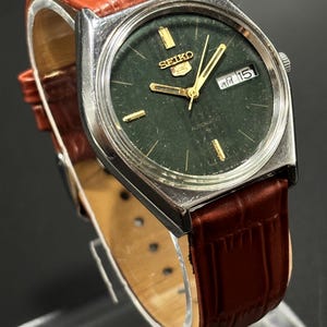 Vintage Seiko 5 Japanese Automatic Men&#39;s Leather Watch serviced condition, Leather Band, Gift for him/father