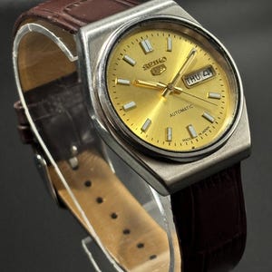 Vintage Automatic Seiko 5 Japanese Men&#39;s Leather Watch serviced condition, Leather Band, Golden Dial, Gift