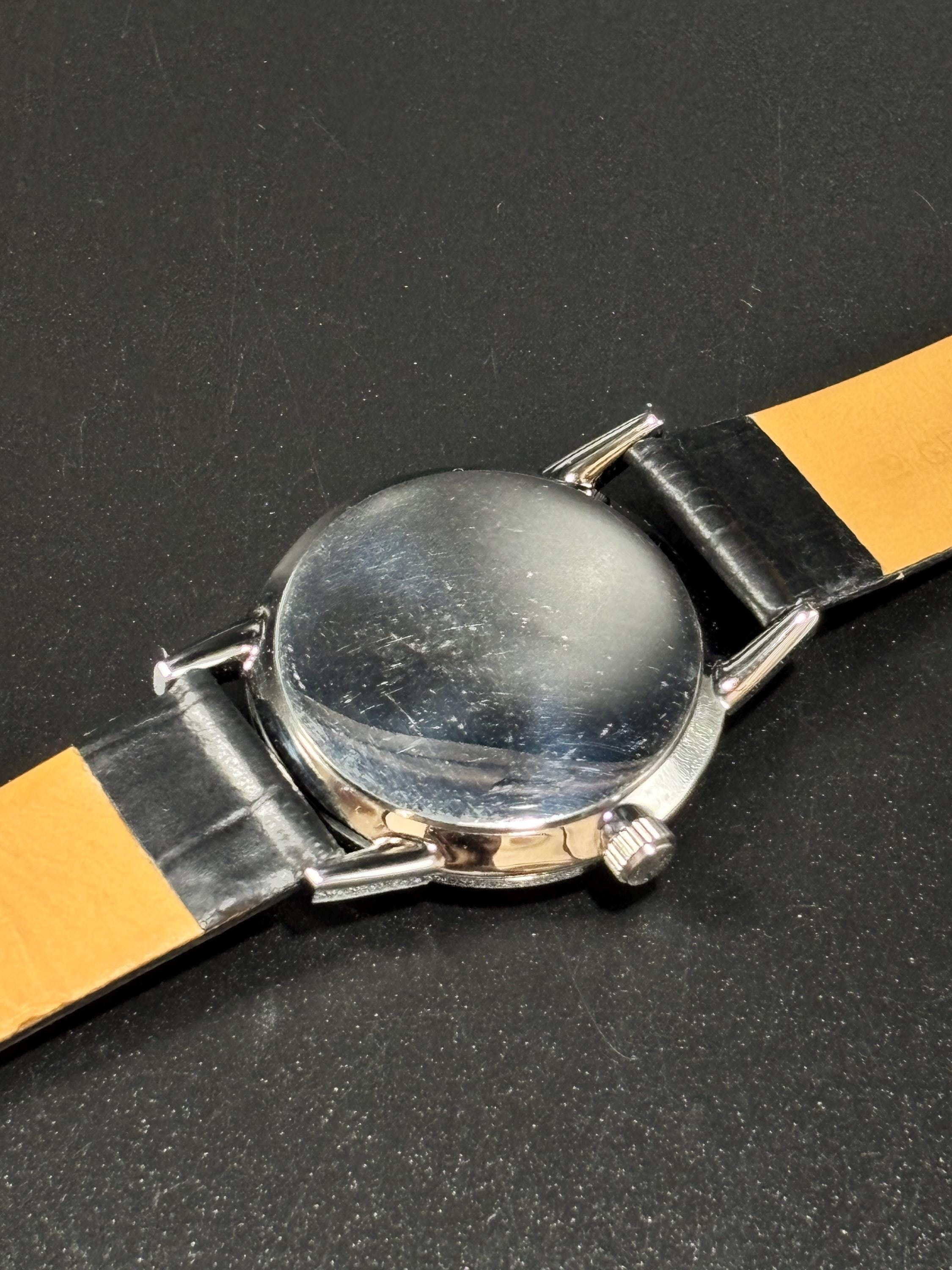 ヴィンテージ ジャガー・ルクルト クラブ：手巻きスイス製腕時計