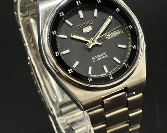Vintage Seiko 5 Men&#39;s Automatic stainless steel Wrist watch Japan Made, 7009A-17 Jewels, Gift for him, father, US military time