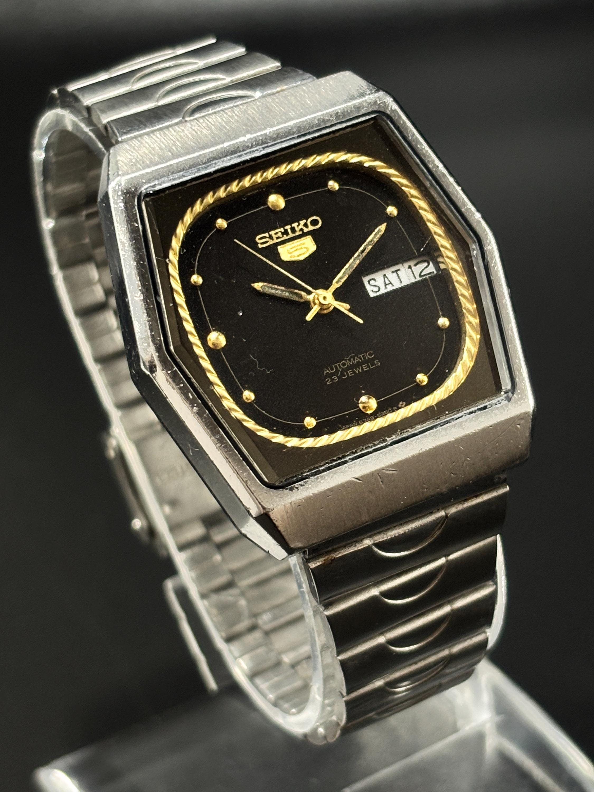 時計 SEIKO Automatic 23JEWELS Seiko] There is something magnetic about the white whirlpool