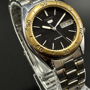 Vintage Seiko 5 automatisch 7009A cal 17 juwelen, roestvrij staal Japans polshorloge, werkende staat, zeldzaam uurwerk, cadeau