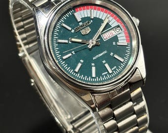 Vintage Seiko 5 Automatic stainless steel Men&#39;s Wrist watch Green dial Day-Date Japan made, 6309A, Working condition, Gift for him/friend