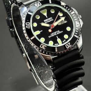 Seiko Automatic Rotating Bezel Men&#39;s Wrist watch sports look Black dial, Refurbished condition, 6309A cal, Rubber Band, Birthday Gift