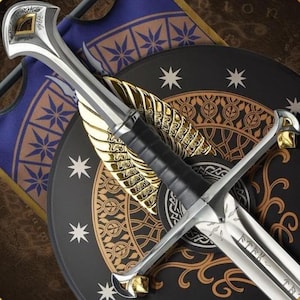 Réplica de la espada de Geralt de The Witcher 3 hecha a mano con broche de Renfri / Espada de cosplay de acero hecha a mano / Accesorios de fantasía de tamaño real, regalos de cumpleaños