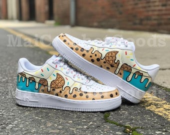 Zapatillas Air Force 1 con diseño de helado, pintadas a mano, con diseño AF1 de postre personalizado.
