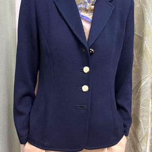 St. John Collection Vintage Navy Wool Blazer – US Size 8
