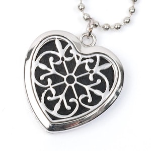 Collar con medallón de aromaterapia Es-Scent-ialsª - Corazón victoriano