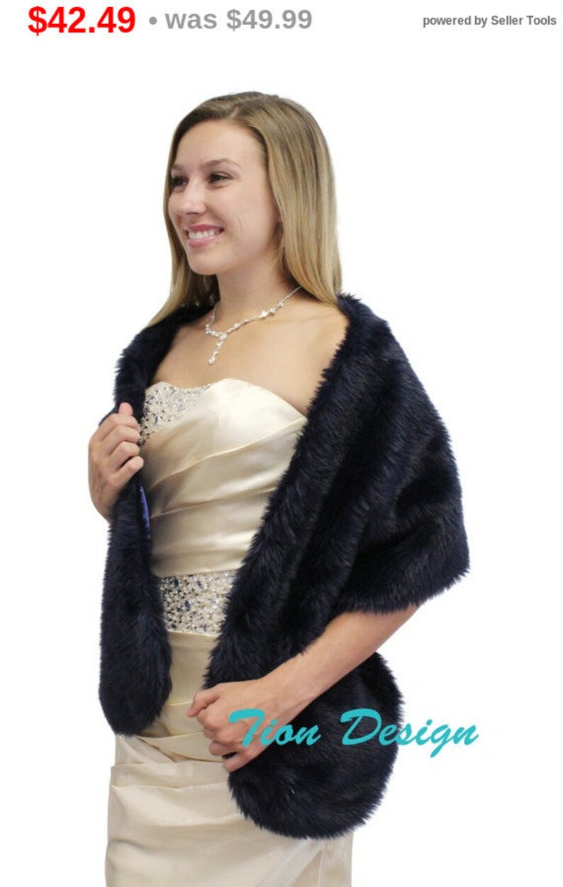 navy blue faux fur stole