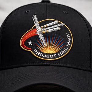 Écusson Je vous salue, Mary Project + chapeau brodé | Inspiré par Ryland Grace | Fichiers à téléchargement numérique et casquette finie | PES 4 pouces–8 pouces DST