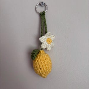 Handmade Crochet Lemon Keychain | Cute Mini Lemon Bag Charm | Crochet Fruit | Cute Crochet Keychain | Unique Gift for Her | Lemon Gifts