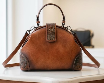 Vintage Embossed PU Handbag – Retro Brown Shoulder Bag for Everyday Use