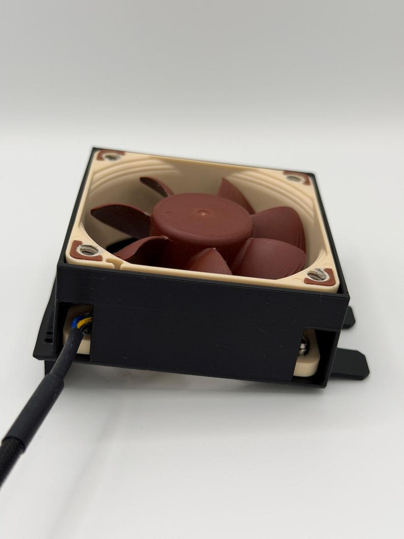 Lågprofil PCI 60 mm fläktfäste: 3-platsers GPU-kylningsfäste, uppgradering av serverkylning bild 2