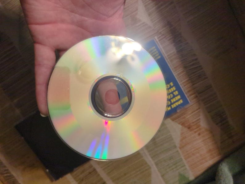 Botón de pánico de sospechosos (CD) imagen 4