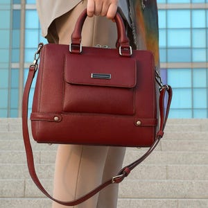 Structured Genuine Leather Satchel Bag for Women | Elegant Handbag with Shoulder Strap | Vintage Office Bag | Everyday Crossbody Tote