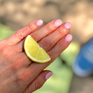 Lemon Ring, Citrus Ring, Cute Ring, Adjustable Ring, Fruit Ring, Fashion Pin, Summer Ring, Realistic Lemon Ring, Lemon Slice Ring Statement