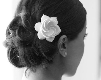 Morceau de cheveux de mariée, fleurs de cheveux de mariée, parure de tête, épingles à cheveux de mariée Gardenia, accessoires de cheveux de mariée, mariage cheveux pièce fleur