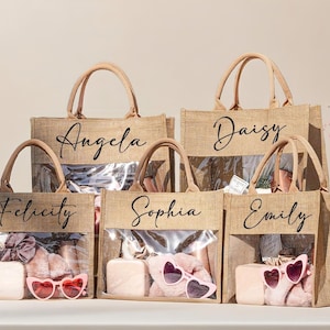 Bridesmaid Burlap Bags,Personalized Bridesmaid Gift Bags,Jute Beach Tote Bags,Wedding Gift Bags,Maid of Honor Tote Bag,Party Gift Bags