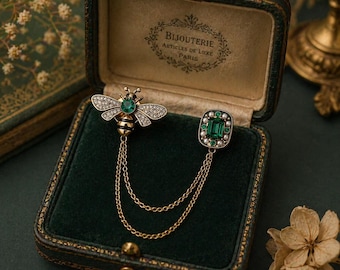 Spilla a nappa a forma di ape in stile vintage