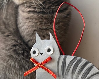 Gray Cat Christmas Ornament, Cat Lovers Gift, Cute Christmas Ornament, Polymer Clay Cat