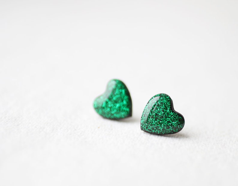 Emerald Green Glitter Hearts Stud Earrings Shimmering Post Etsy