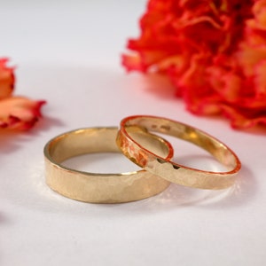 9ct Yellow Gold Wedding Band Set: Hammered Texture, Eco Gold image 2